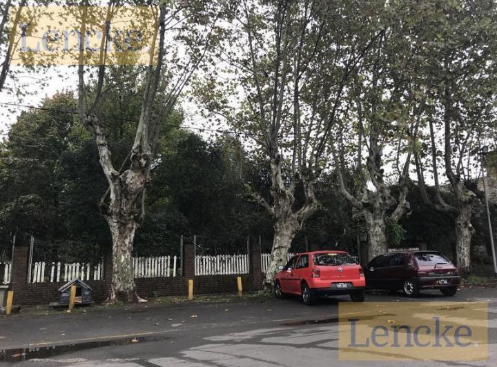 Terreno · 1600m²
