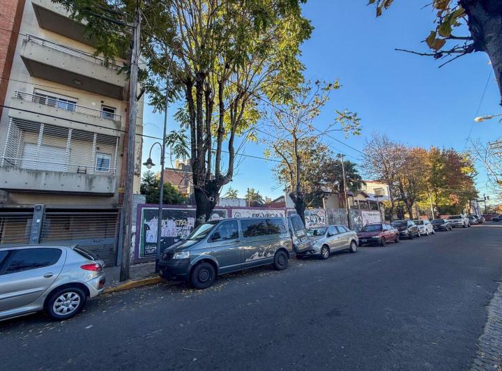 Terreno · 602m²