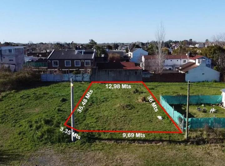 Terreno · 466m²
