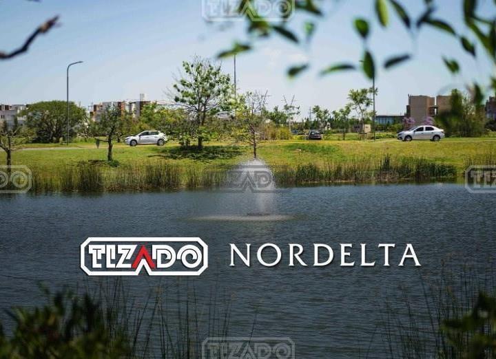 Terreno · 910m²