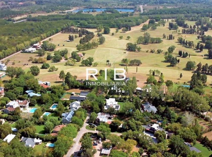 Terreno · 3245m²