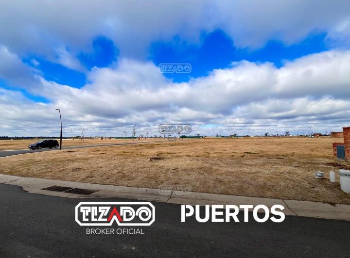Terreno · 772m²