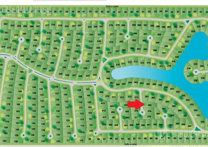 Terreno · 916m²