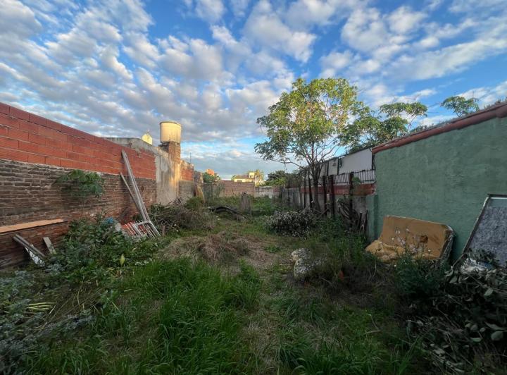 Terreno · 402m²