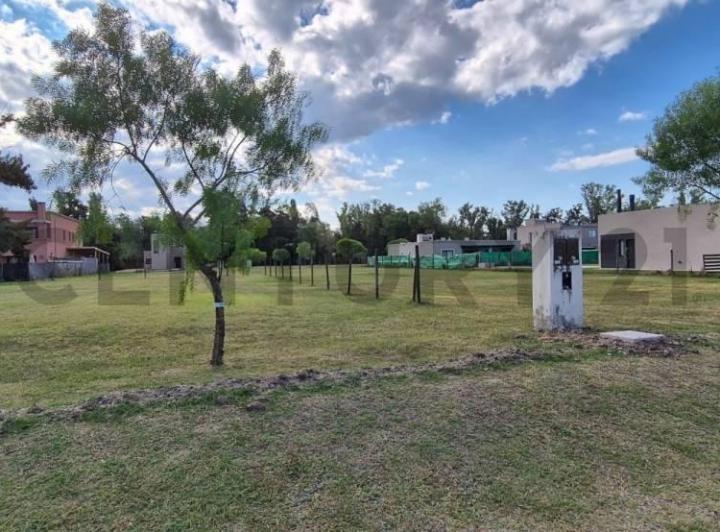 Terreno · 764m²