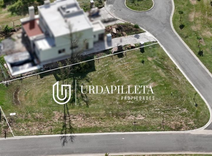Terreno · 603m²