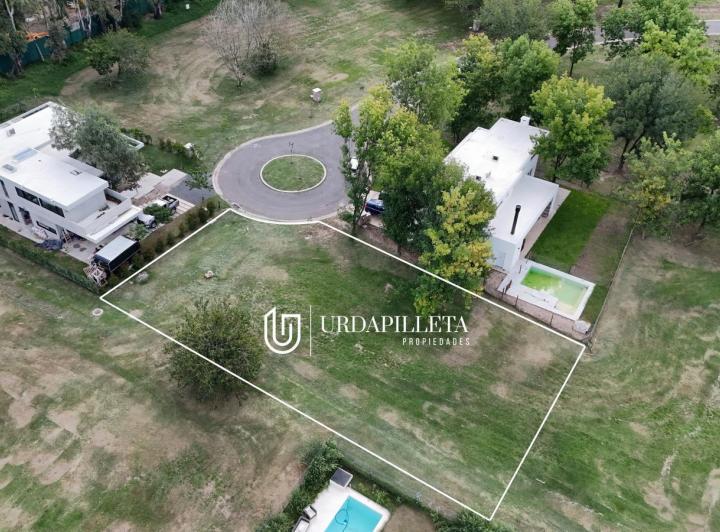 Terreno · 752m²
