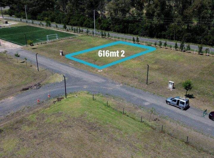 Terreno · 600m²
