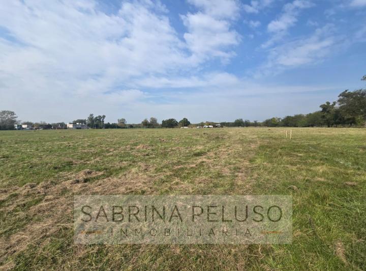 Terreno · 700m²