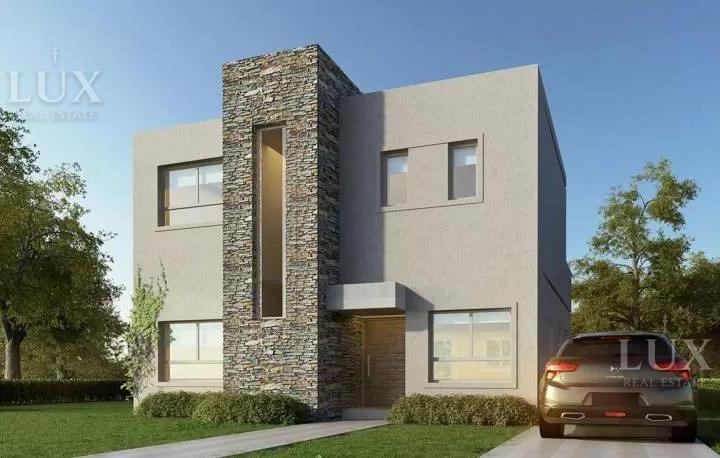 Terreno · 202m²