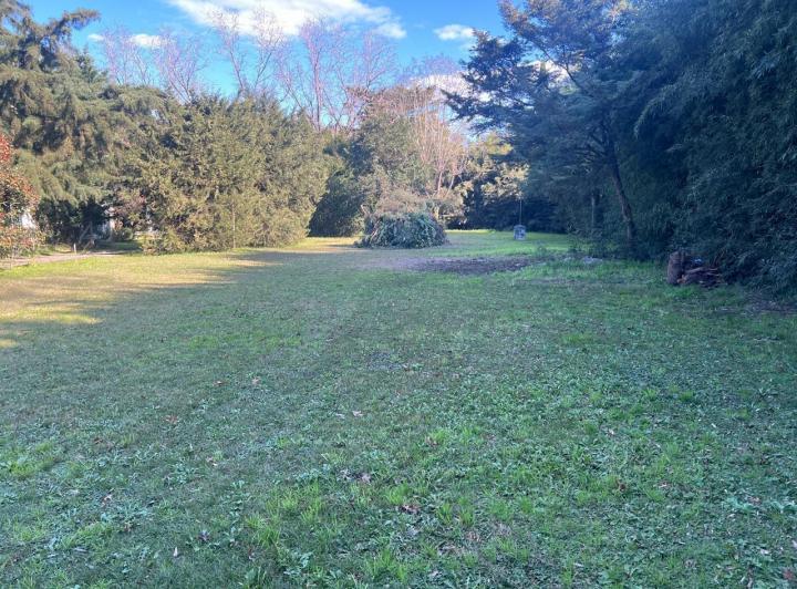 Terreno · 1200m²
