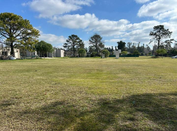 Terreno · 771m²