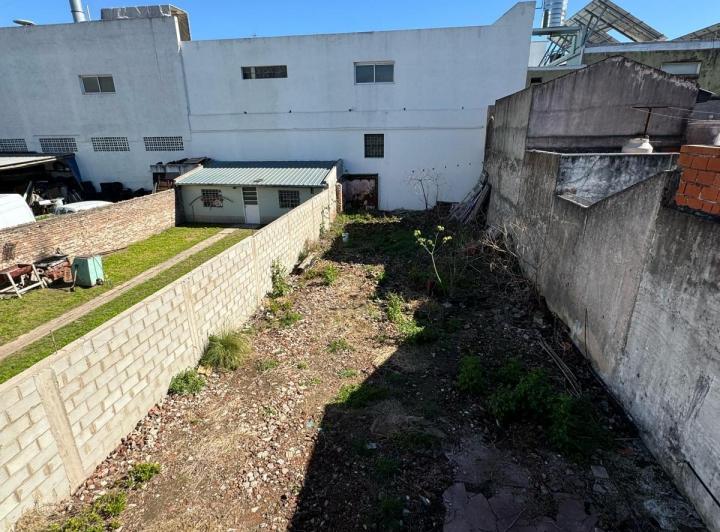 Terreno · 150m² · 1 Ambiente