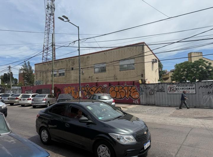 Terreno · 424m²