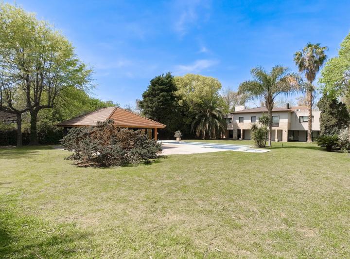 Terreno · 1041m²