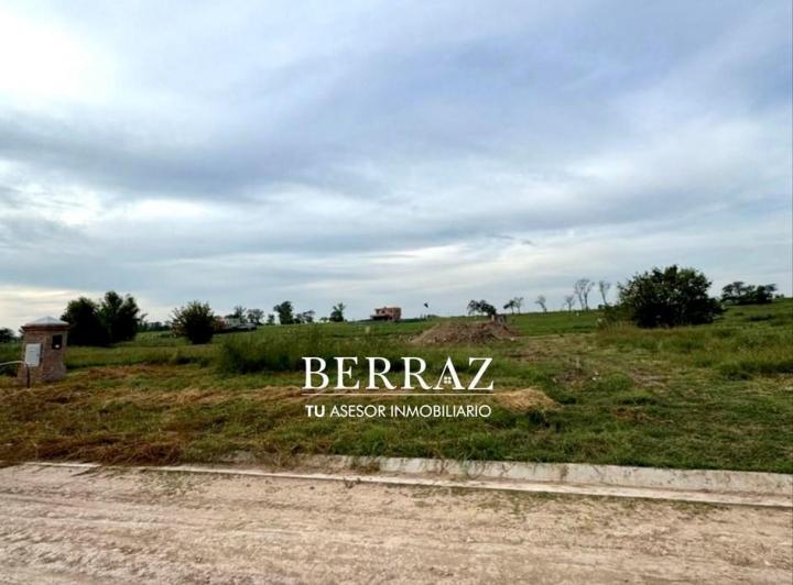 Terreno · 962m²