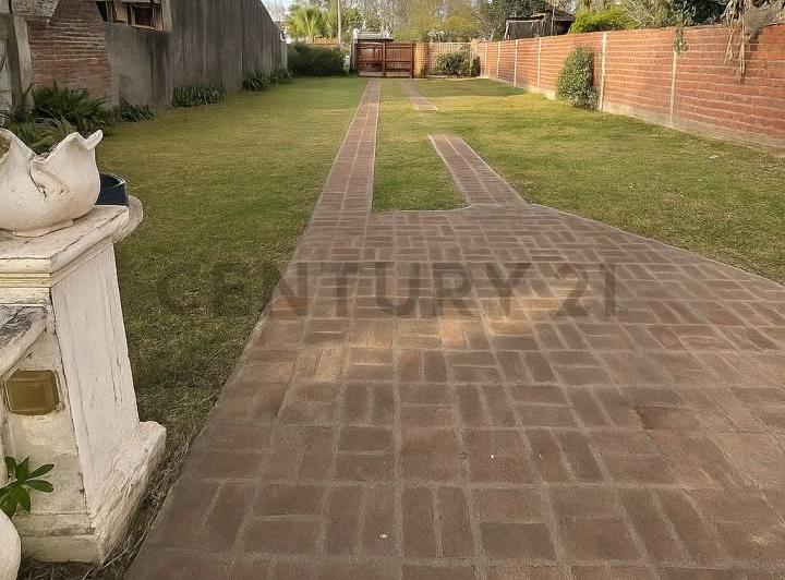 Terreno · 300m²