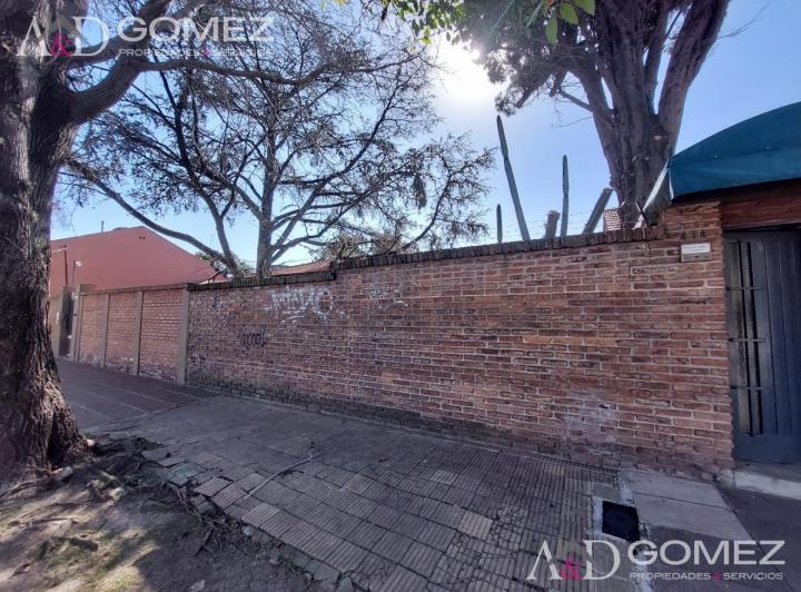 Terreno · 375m²