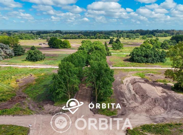 Terreno · 807m²