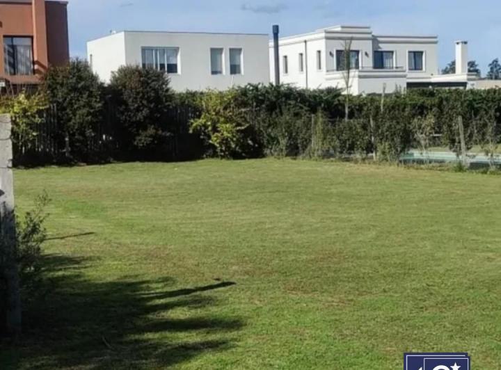 Terreno · 534m²