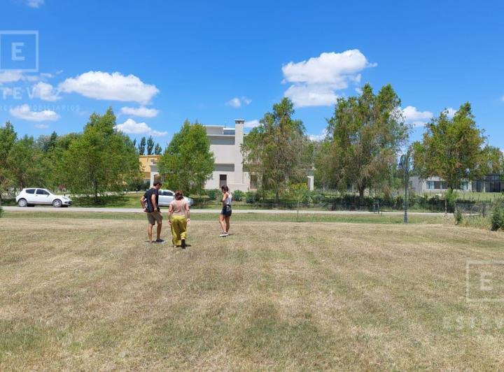 Terreno · 1113m²