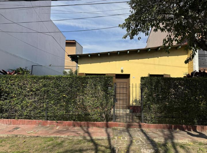 Terreno · 196m²