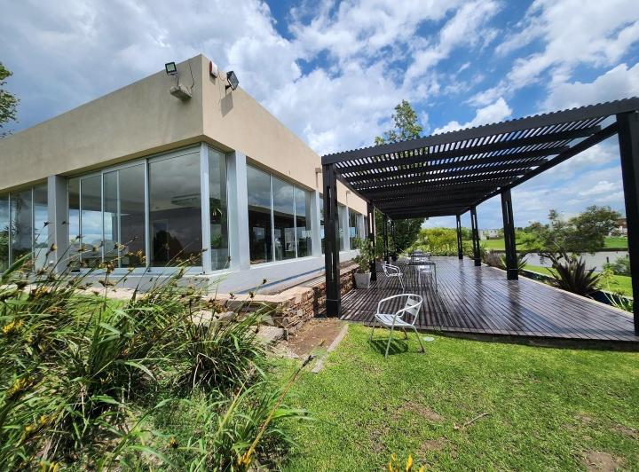 Terreno · 946m²