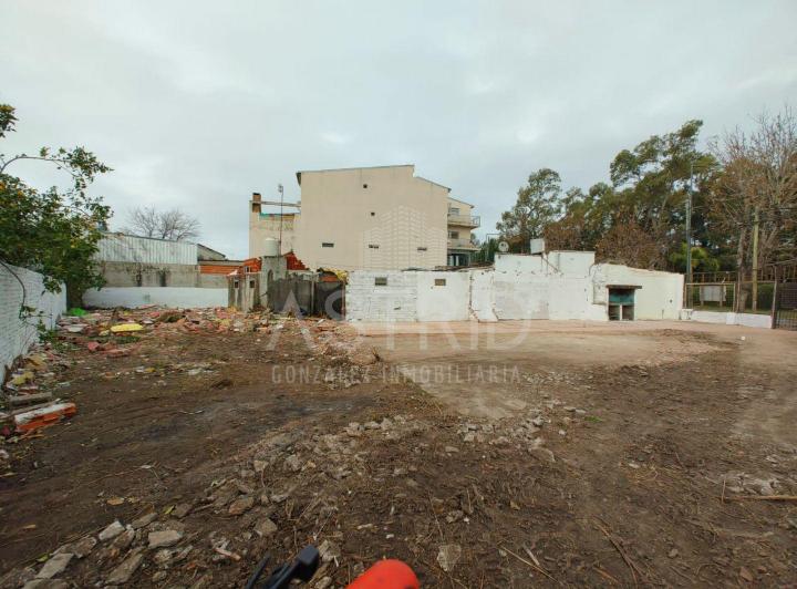 Terreno · 544m²