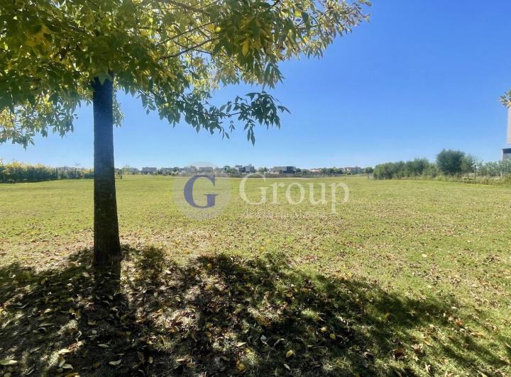 Terreno · 900m²