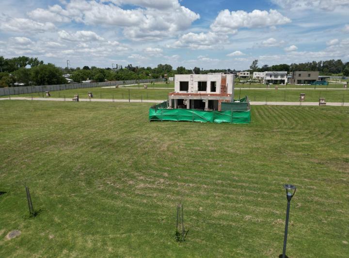 Terreno · 375m²