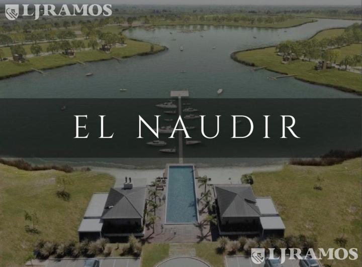 Terreno · 820m²
