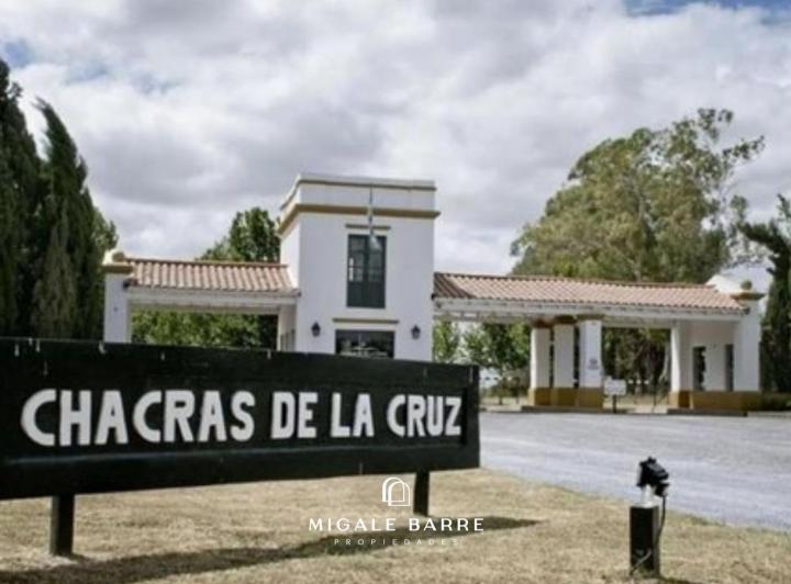 Terreno · 3281m²