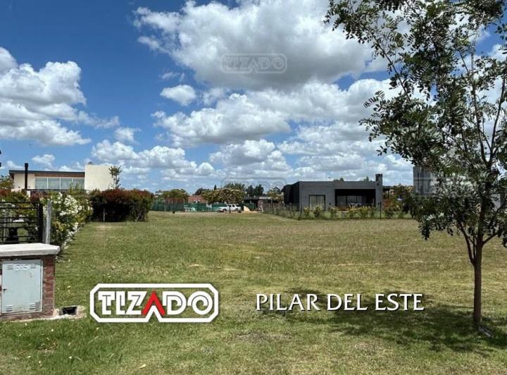 Terreno · 600m²