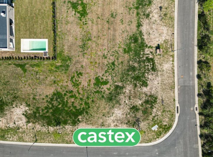 Terreno · 708m²