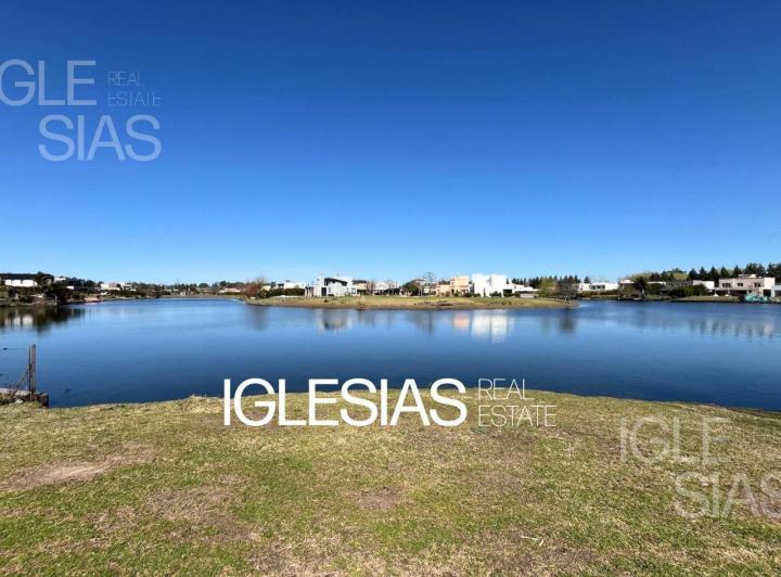 Terreno · 952m²