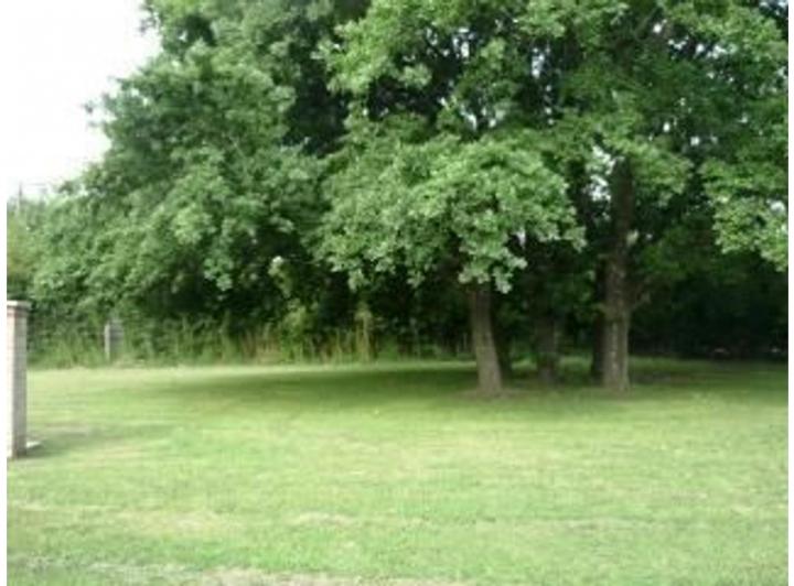 Terreno · 762m²