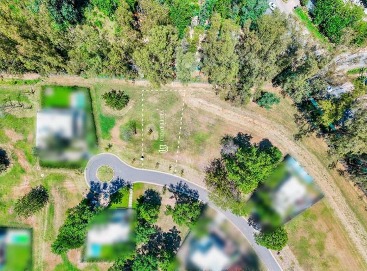 Terreno · 622m²