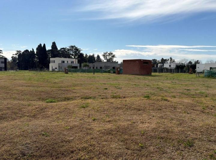 Terreno · 502m²