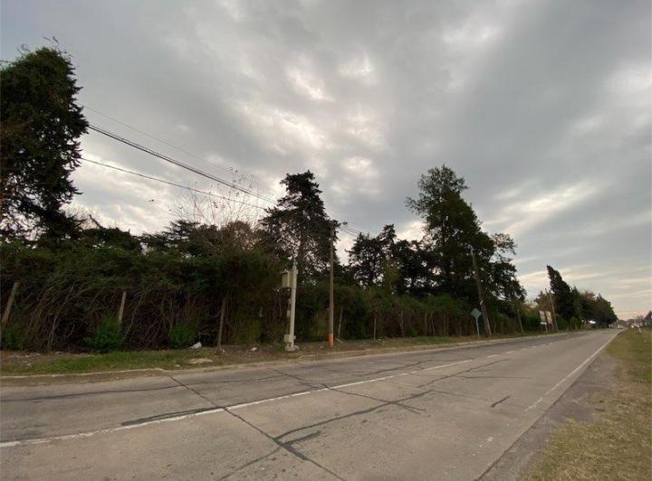 Terreno · 6860m²