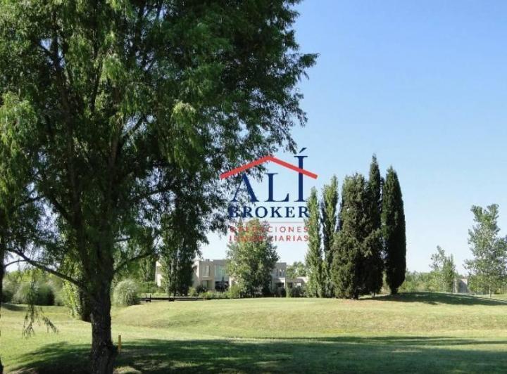 Terreno · 800m²