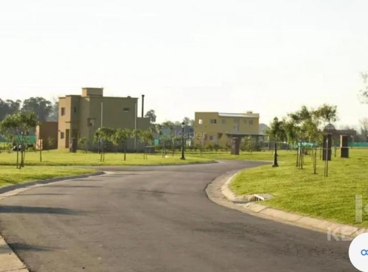 Terreno · 463m²