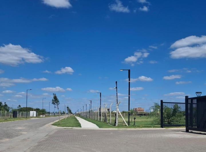 Terreno · 604m²