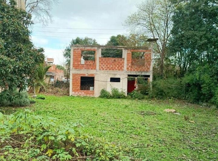 Terreno · 773m²