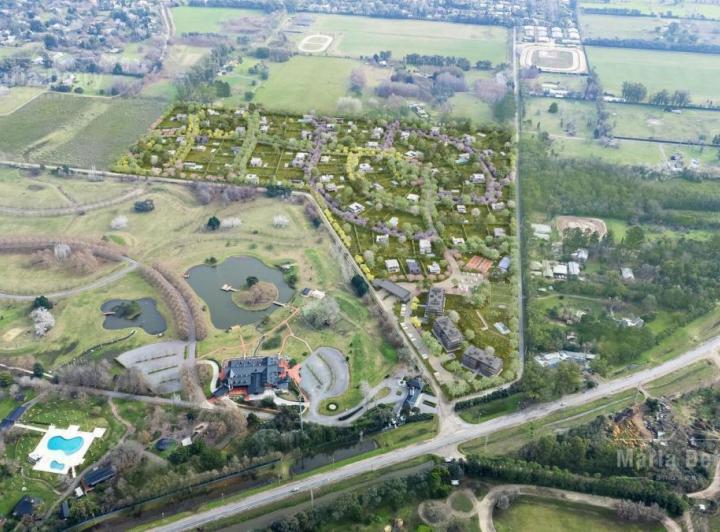 Terreno · 1050m²