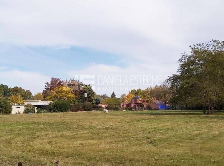 Terreno · 4500m²