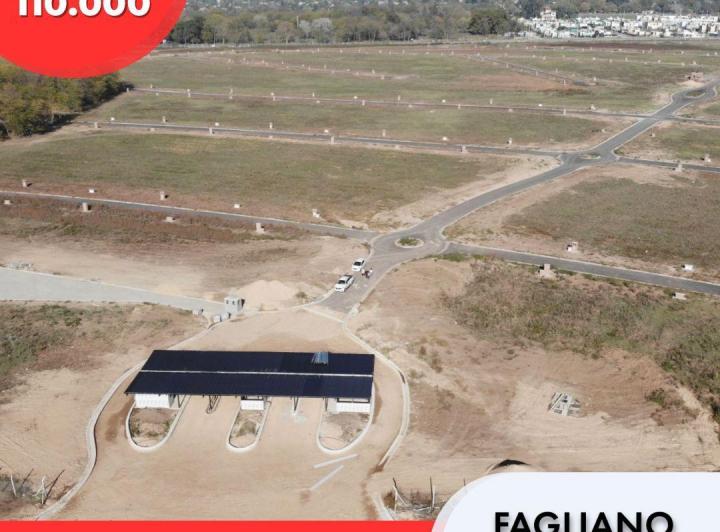 Terreno · 714m²