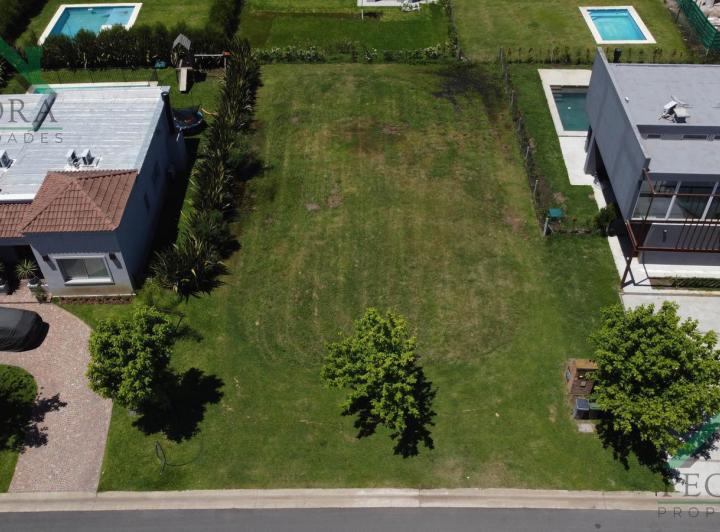 Terreno · 545m²
