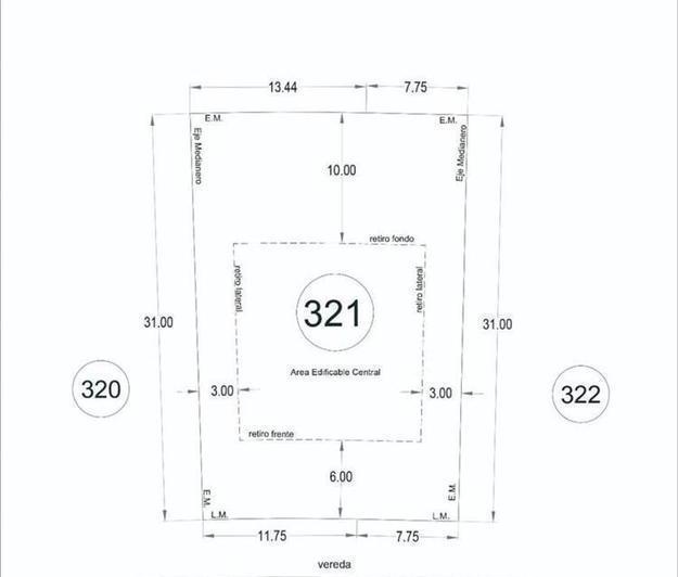Terreno · 600m²