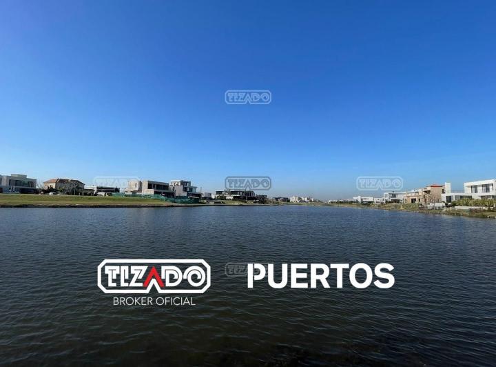 Terreno · 910m²