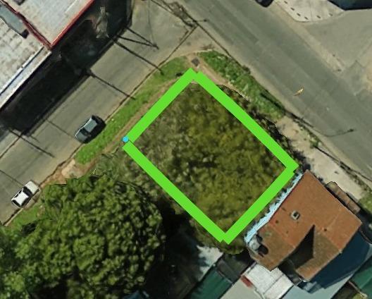 Terreno · 372m²
